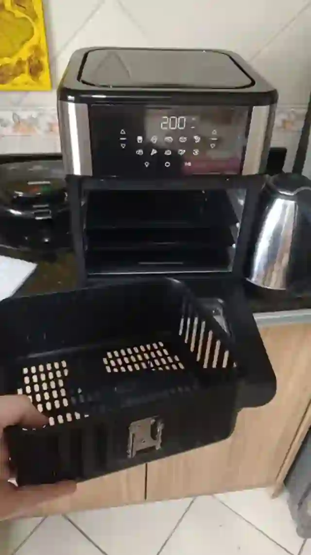 Foto de avaliação da Air Fryer Mondial